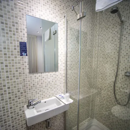 Centro بيت ضيافة